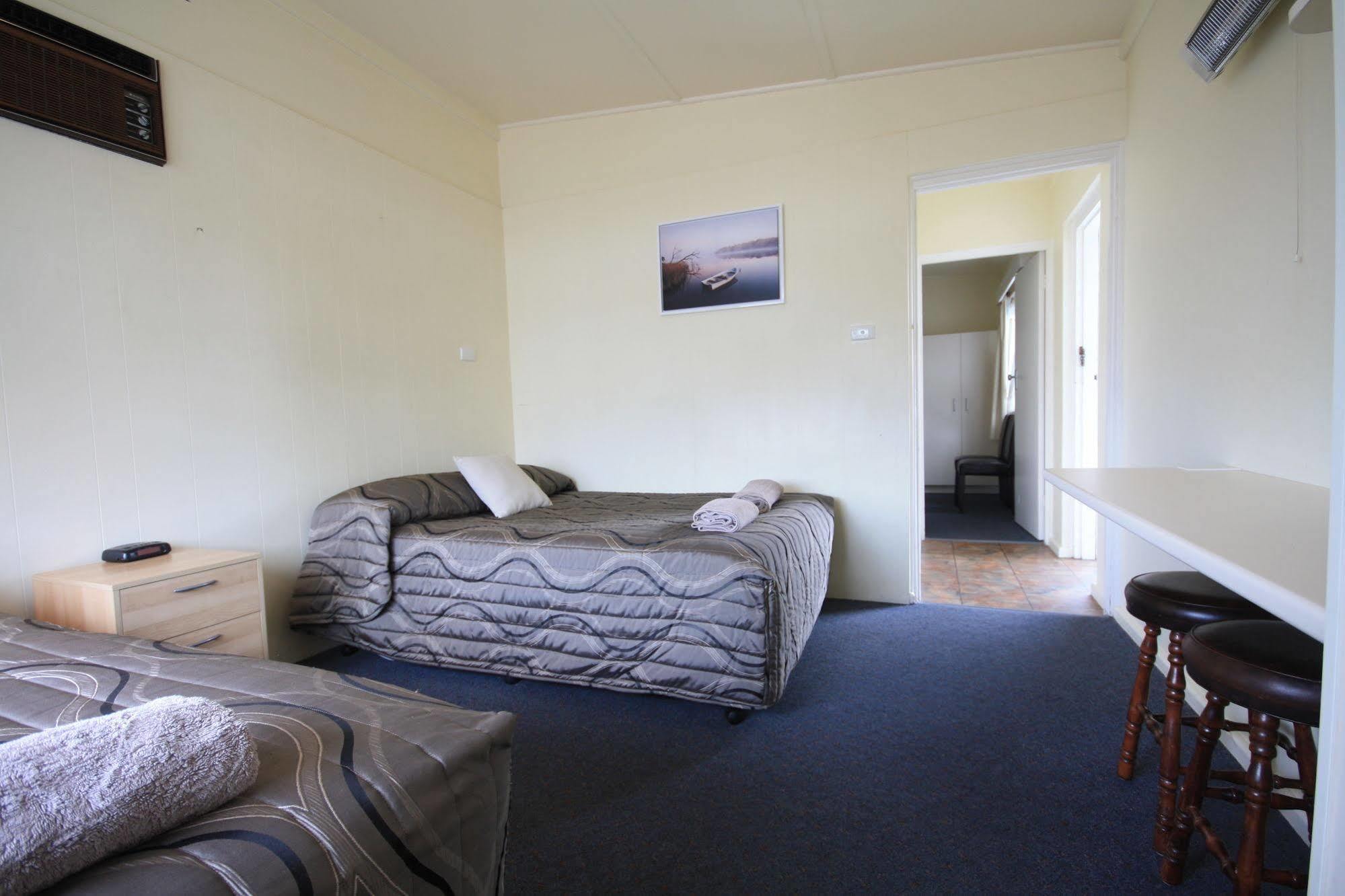 Hi Way Motor Inn Yass Buitenkant foto